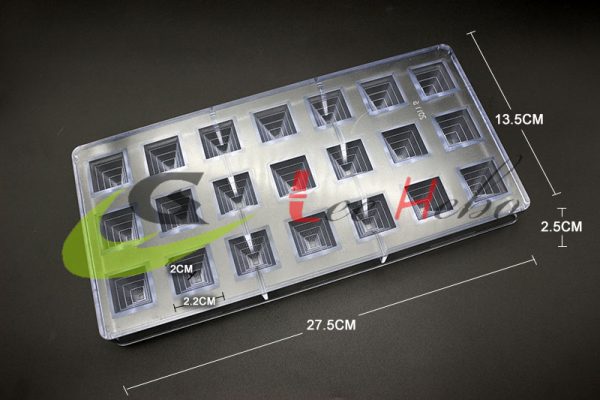 pirámide para chocolate