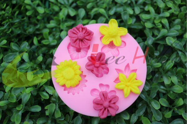 MOLDE PARA FONDANT -CREAR DIFERENTES FLORES 1 M23 2