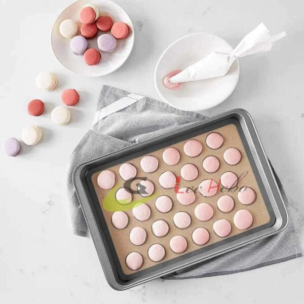 BASE DE SILICONA PARA HORNEAR MACARONS-REDONDO 1 WhatsApp Image 2023 11 17 at 16.00.4211